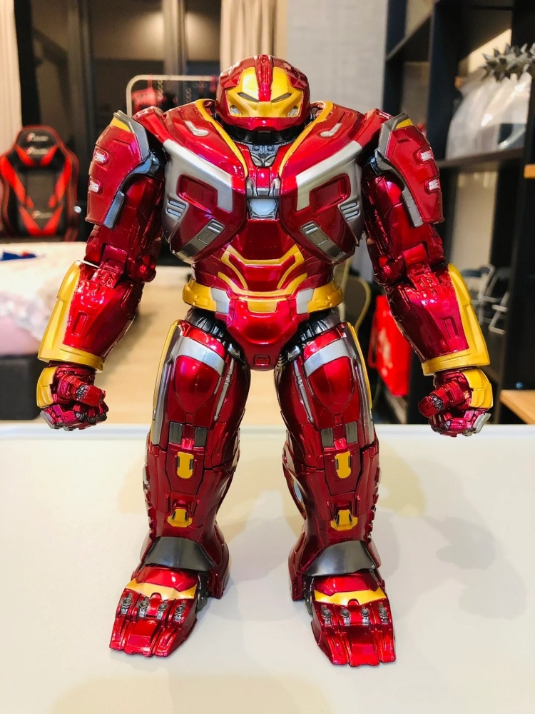 Avengers Hulkbuster actiefiguu - Model Kit Iron Man Mark 50 recensie en prijs