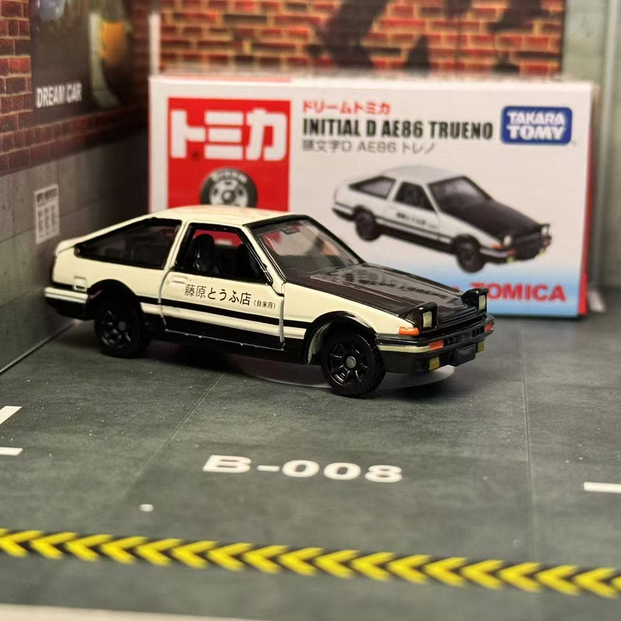 Droom Tomica NR. 145 Initial D - Model Kit Ae86 recensie en prijs