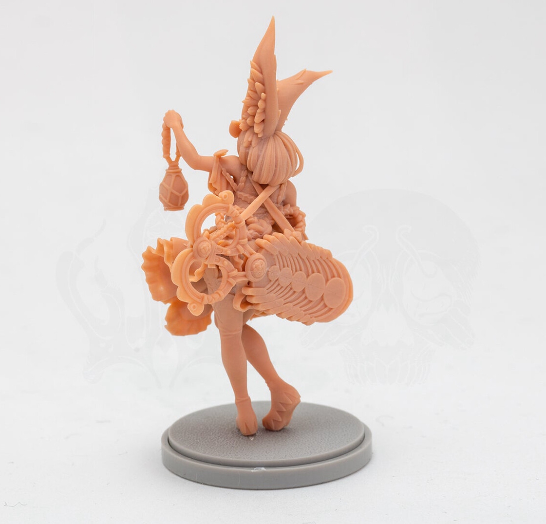 Kingdom Death KD 28417 Beauty  - Model Kit Revell recensie en prijs